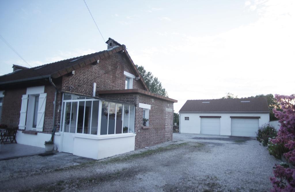 La Maison De Maria Folembray Exterior photo